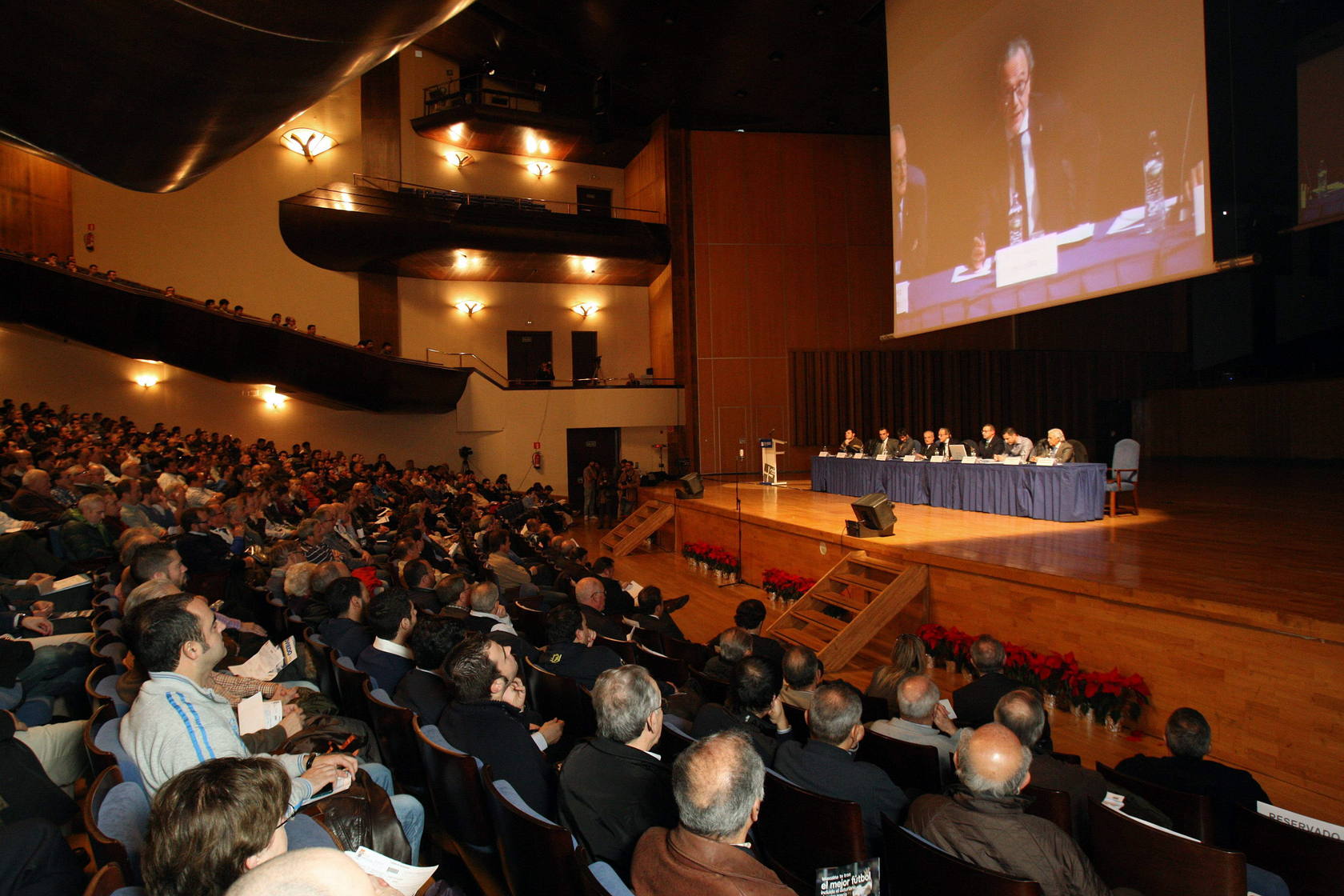 Junta de accionistas del Real Oviedo